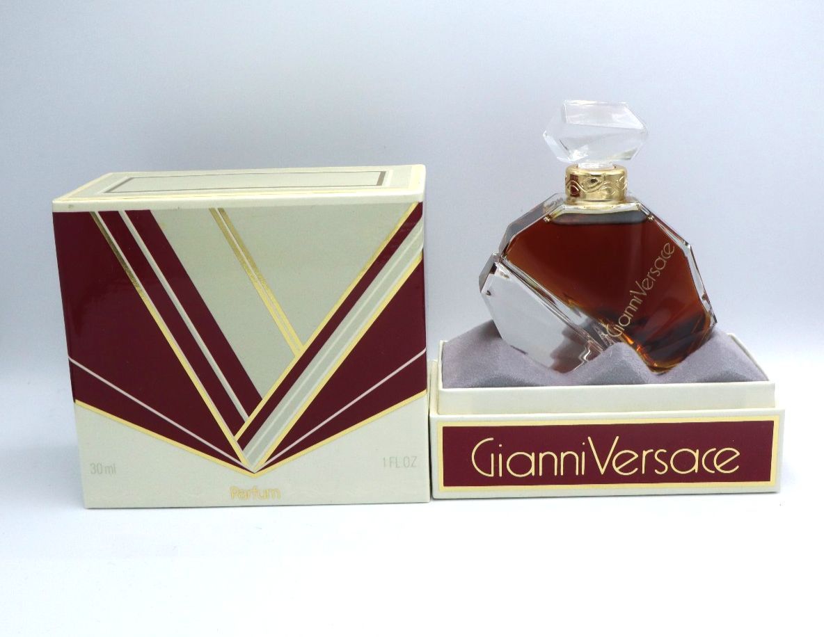 Gianni Versace Woman Parfüm 30 ml