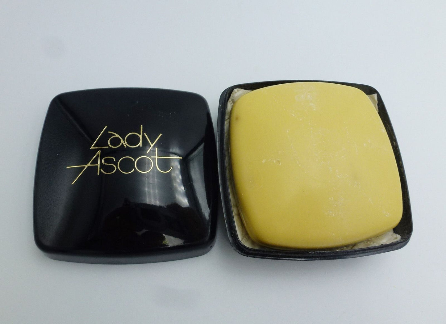 Farina am Dom Lady Ascot - Seife 100 g (Rarität)